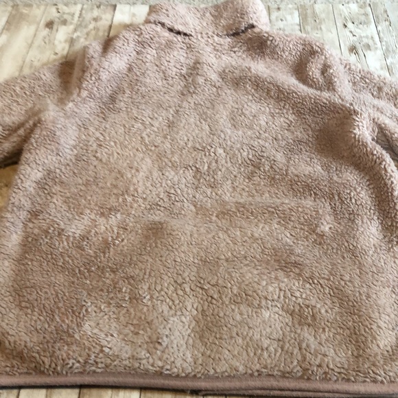 “SO” brand fuzzy teddybear fleece zip front jacket with pockets - junior size S - Picture 11 of 12